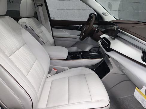 New 2026 Buick Enclave Avenir w/ Super Cruise Package AWD/4WD image 7