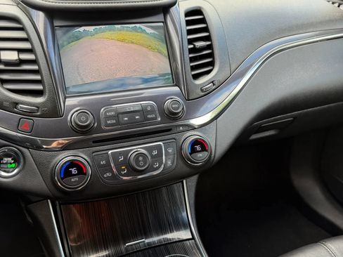 Used 2017 Chevrolet Impala Premier FWD image 26