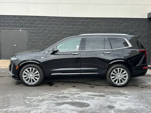 New 2025 Cadillac XT6 Premium Luxury image 2