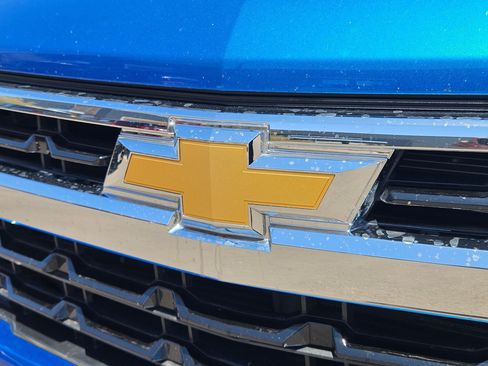 Used 2024 Chevrolet Silverado 1500 LT RWD image 10