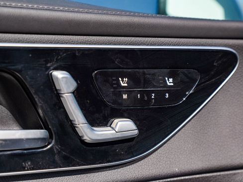 Used 2024 Mercedes-Benz GLC 300 image 22