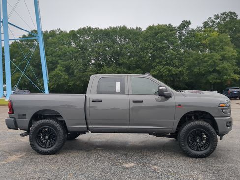New 2026 RAM 2500 Tradesman AWD/4WD image 3