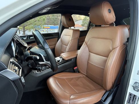 Used 2019 Mercedes-Benz GLE 43 AMG GLE 43 AMG image 35