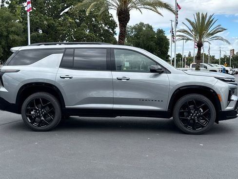 New 2026 Chevrolet Traverse RS w/ LPO, Floor Liner Package AWD/4WD image 2