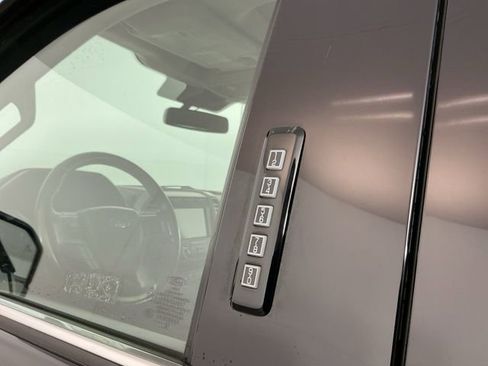 Used 2019 Ford F150 Limited image 11