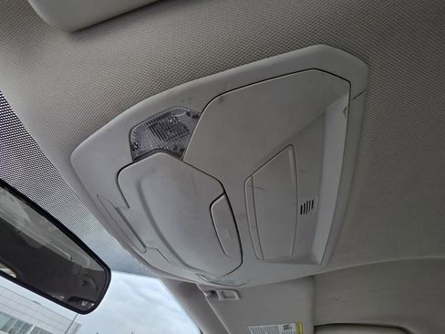 Used 2019 Ford Escape SE AWD/4WD image 28