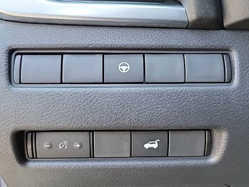 Certified 2022 Nissan Rogue SL w/ SL Premium Package image 29