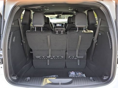 New 2026 Chrysler Pacifica Select FWD image 13