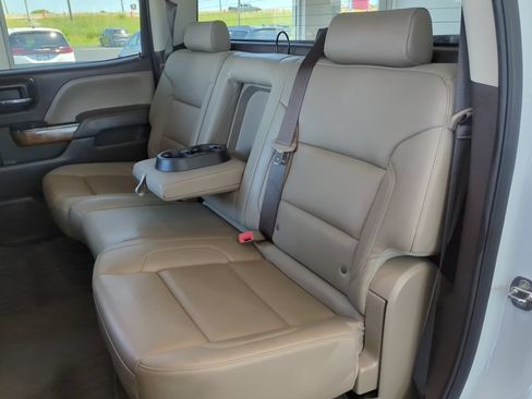 Used 2018 GMC Sierra 1500 SLT w/ SLT Premium Package AWD/4WD image 11