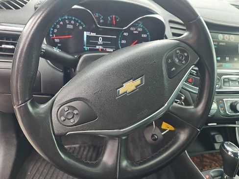 Used 2015 Chevrolet Impala LT FWD image 7