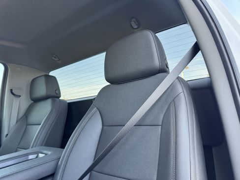 New 2026 Chevrolet Silverado 1500 W/T w/ WT Value Package image 12