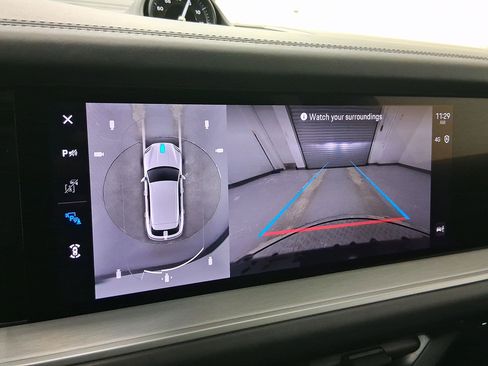 New 2025 Porsche Cayenne GTS image 27