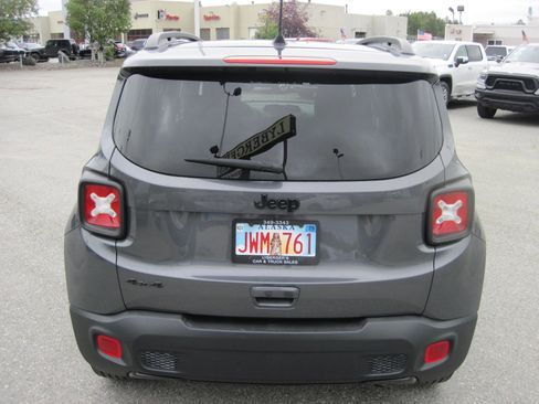Used 2022 Jeep Renegade Altitude w/ Sun/Sound Group image 4