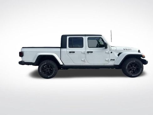 Used 2021 Jeep Gladiator Sport AWD/4WD image 4