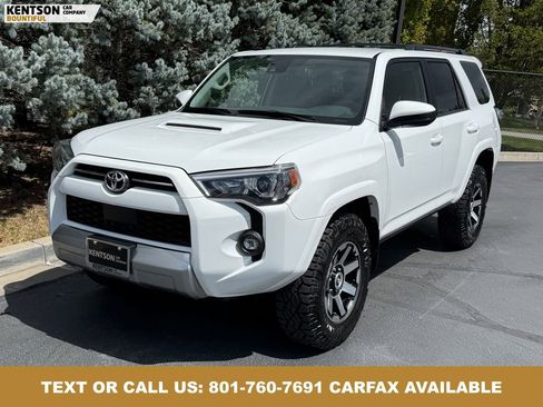 Used 2024 Toyota 4Runner TRD Off-Road AWD/4WD image 3