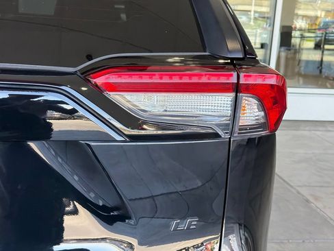 Certified 2021 Toyota RAV4 LE FWD image 13