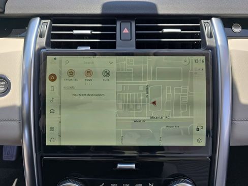 New 2026 Land Rover Discovery S AWD/4WD image 26
