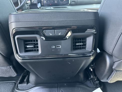 Used 2025 GMC Sierra 2500 AT4 AWD/4WD image 14