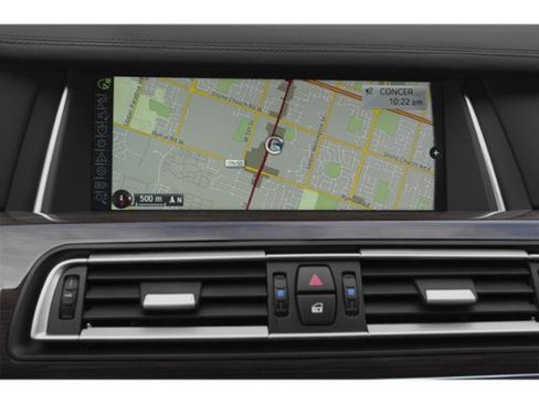 Used 2015 BMW 750Li image 20