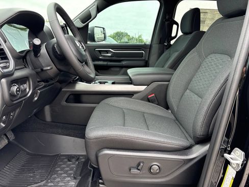 New 2026 RAM 1500 Big Horn AWD/4WD image 12
