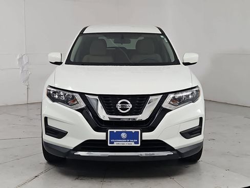 Used 2017 Nissan Rogue S AWD/4WD image 9