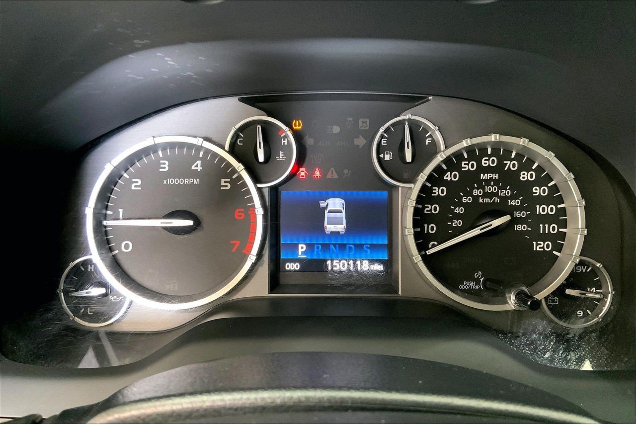 Used 2014 Toyota Tundra SR5 w/ SR5 Upgrade Package RWD image 22
