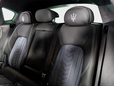 Used 2023 Maserati Levante GT image 28