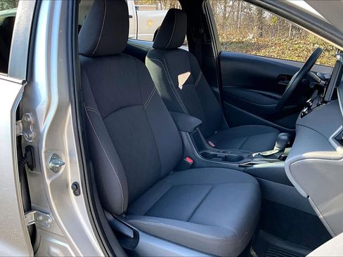 Certified 2023 Toyota Corolla LE image 9