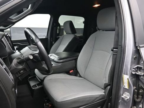 Used 2024 RAM 2500 Big Horn w/ Level 2 Equipment Group AWD/4WD image 20