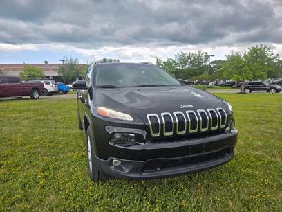 Used 2017 Jeep Cherokee Latitude w/ Safety/Convenience Group