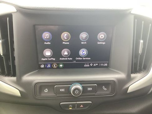 Used 2024 GMC Terrain SLE image 24