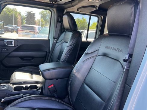 Used 2023 Jeep Wrangler Unlimited Sahara AWD/4WD image 20