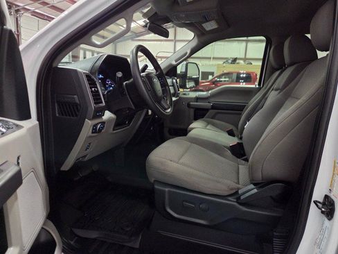 Used 2020 Ford F250 XLT w/ XLT Premium Package AWD/4WD image 65