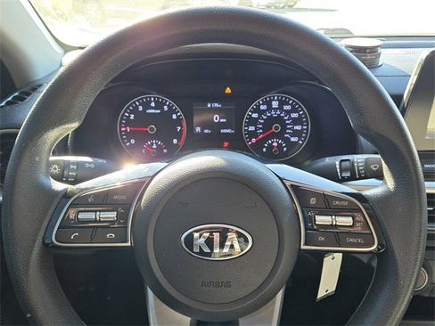 Used 2020 Kia Forte LXS image 19