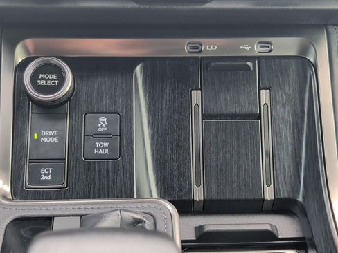Certified 2024 Lexus GX 550 w/ Accessory Package (Z1) AWD/4WD image 20