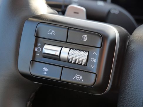 Certified 2026 Hyundai Santa Fe SE image 33