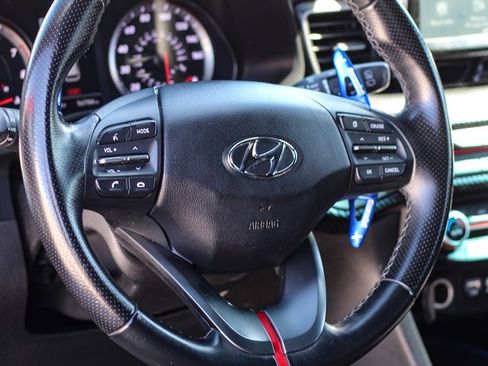Used 2019 Hyundai Veloster Turbo image 14