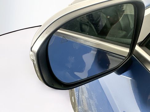 Used 2025 Kia Telluride S image 16