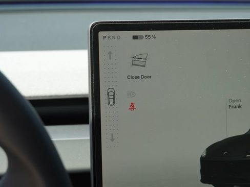 Used 2025 Tesla Model 3 Long Range RWD image 18