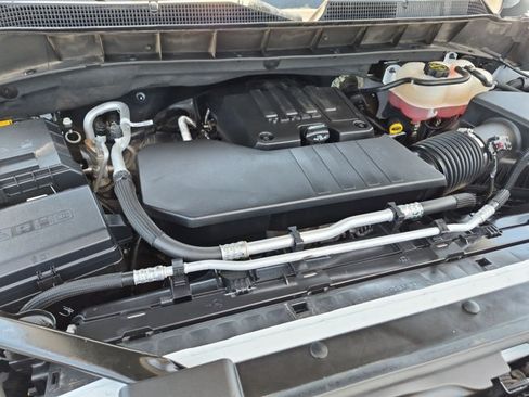 Used 2024 Chevrolet Silverado 1500 LT RWD image 29