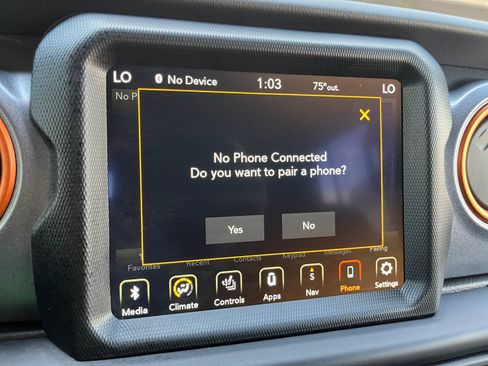 Used 2022 Jeep Gladiator Mojave w/ Cold Weather Group AWD/4WD image 21