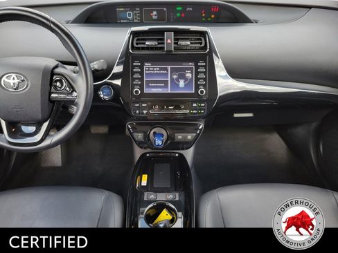Used 2020 Toyota Prius XLE FWD image 19