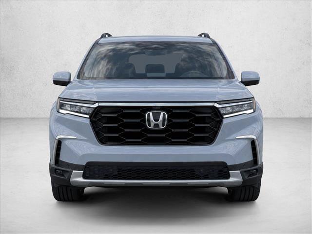 Certified 2023 Honda Pilot Touring image 2