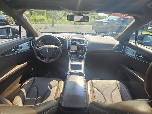 Used 2018 Lincoln MKX Reserve w/ Luxury Package AWD/4WD image 7
