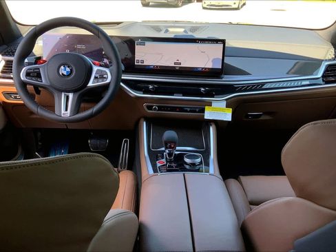 Used 2025 BMW X5 M Competition w/ Executive Package image 5