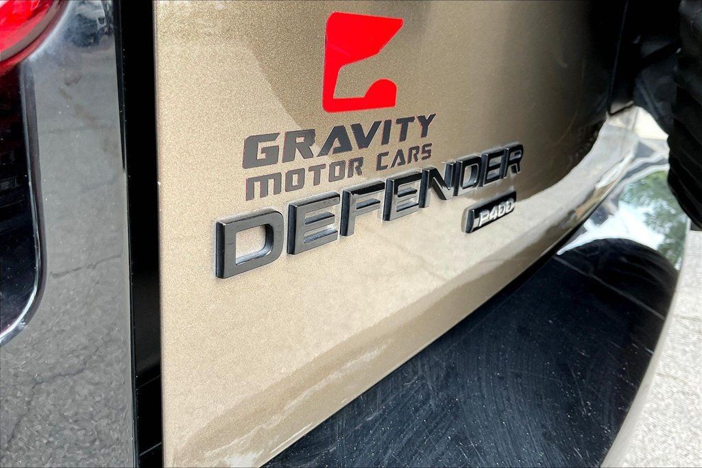 Used 2023 Land Rover Defender 110 X-Dynamic SE AWD/4WD image 23