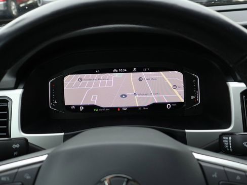 Certified 2022 Volkswagen Atlas Cross Sport SEL R-Line image 40