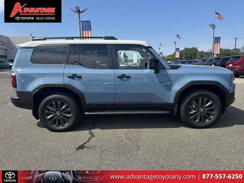 Certified 2026 Toyota Land Cruiser w/ Premium Package AWD/4WD image 5
