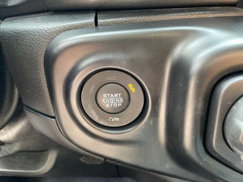 Used 2021 Jeep Wrangler Unlimited Sport AWD/4WD image 34