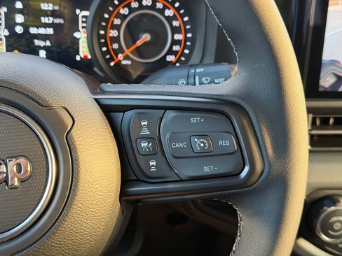 New 2026 Jeep Gladiator Sport AWD/4WD image 18